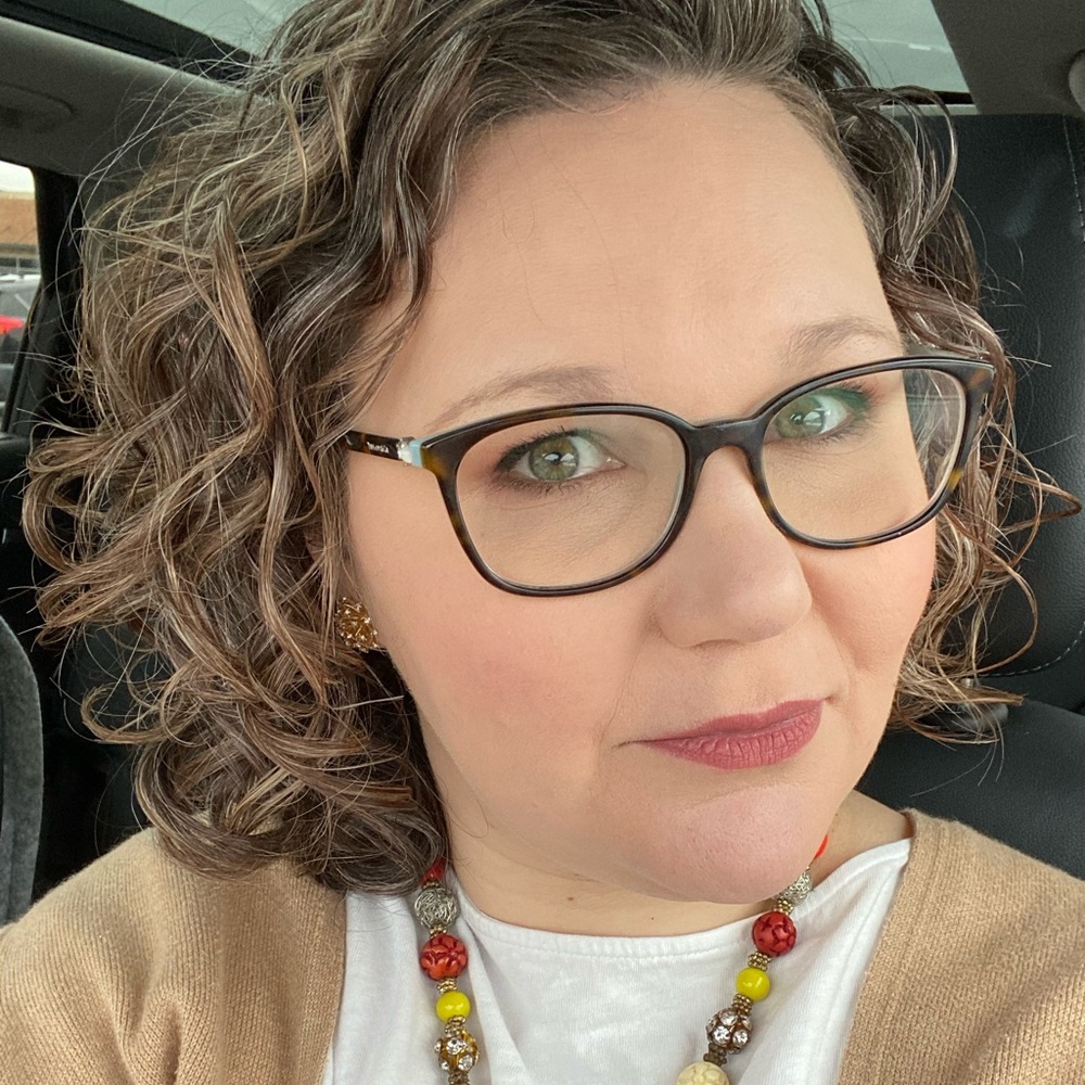 Meet your Posher, Amber
